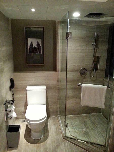 Bathroom of Grand Mercure Shanghai