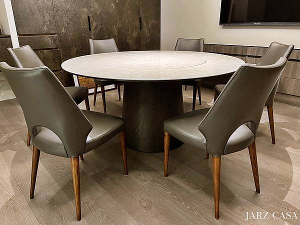JARZCASA-20220218-009-dining-table-ceramic.JPEG