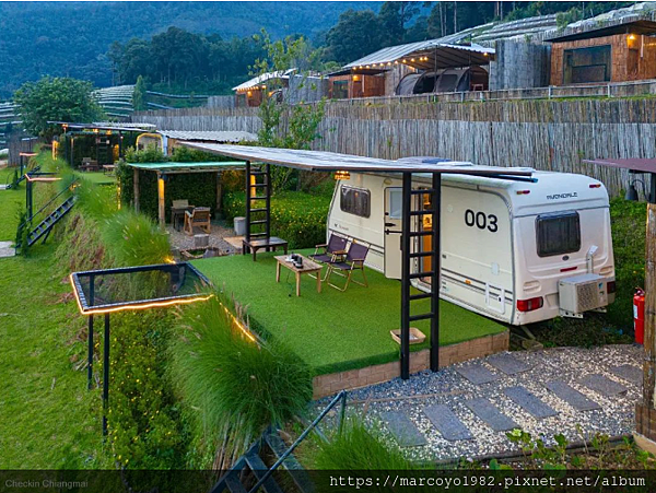 新玩法！清邁山上的房車營地