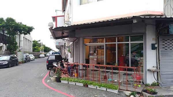 P_20170429_055111_vHDR_On.jpg P_20170429_055111_vHDR_On.jpg