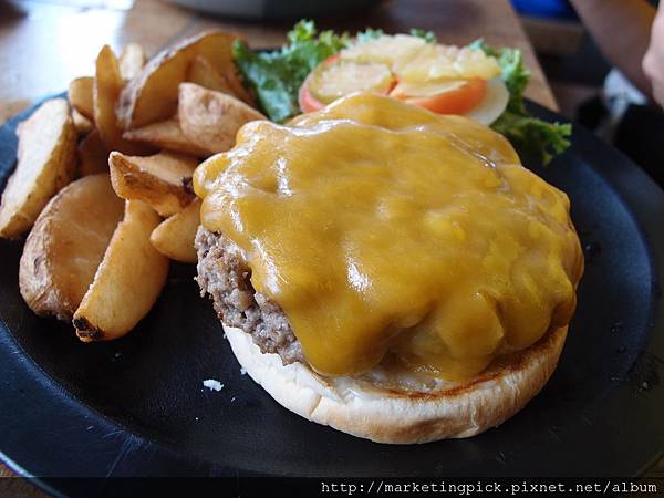 Pirates Double 1/4 lb Cheeseburger@ Jeff's Pirates Cove