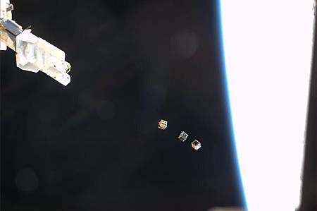 mini satellite-1.jpg