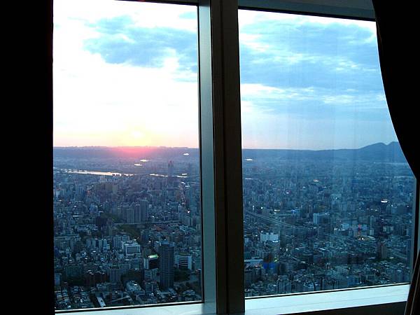 Image00098.jpg