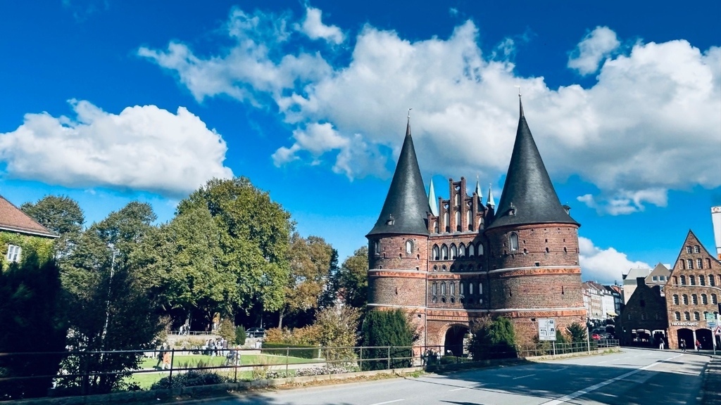 呂貝克霍爾斯滕門 Holstentor.jpg