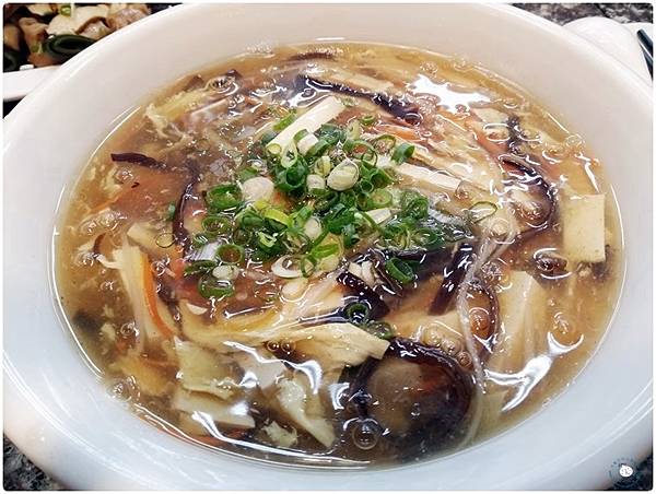 P_20201004_175819_vHDR_Auto.jpg P_20201004_175819_vHDR_Auto.jpg