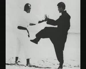 BRUCE LEE 李小龍 GUNG FU JKD[(002285)15-02-56].JPG