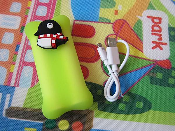 Maru企鵝小丸行動電源 IMG_6031