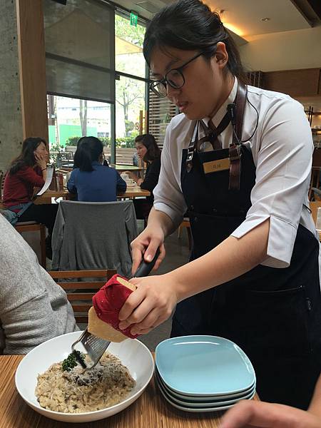 牛蕈菇奶油燉飯 IMG_4666