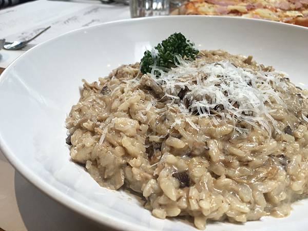 牛蕈菇奶油燉飯 IMG_4669