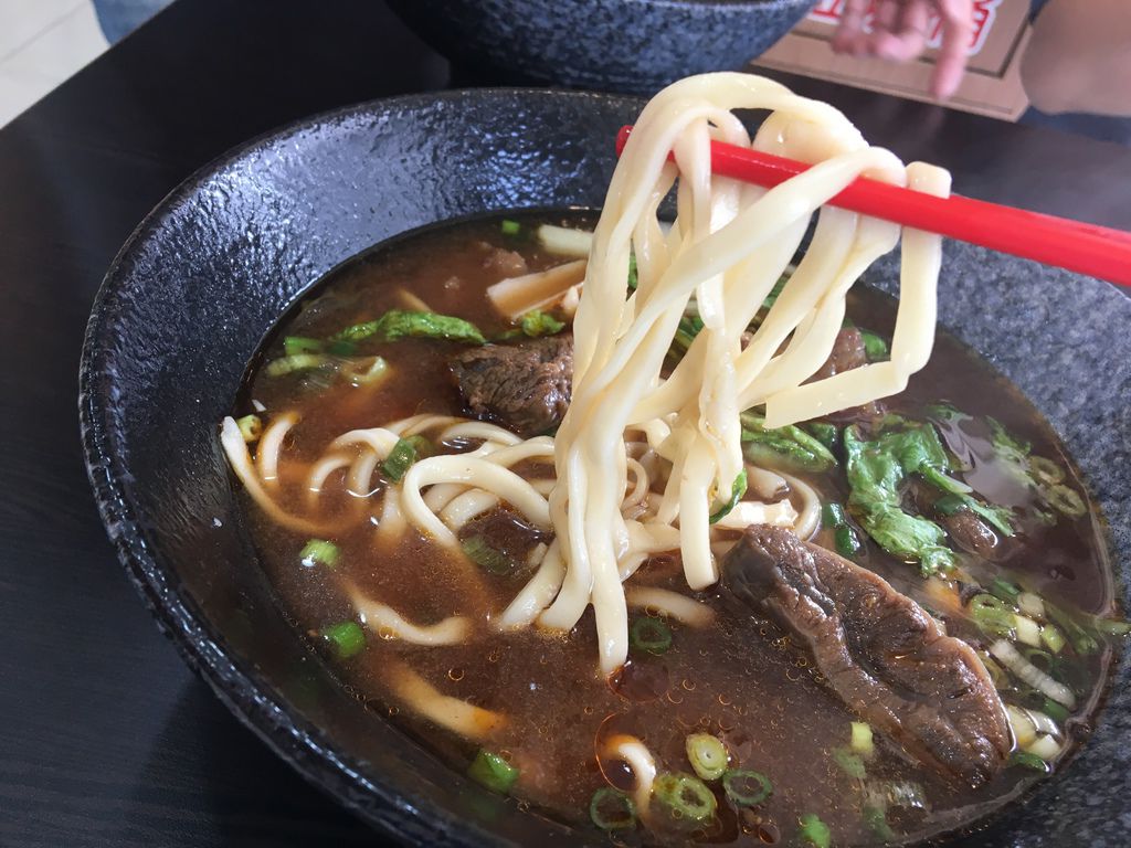 屏東。張家川味牛肉麵 IMG_7869.JPG