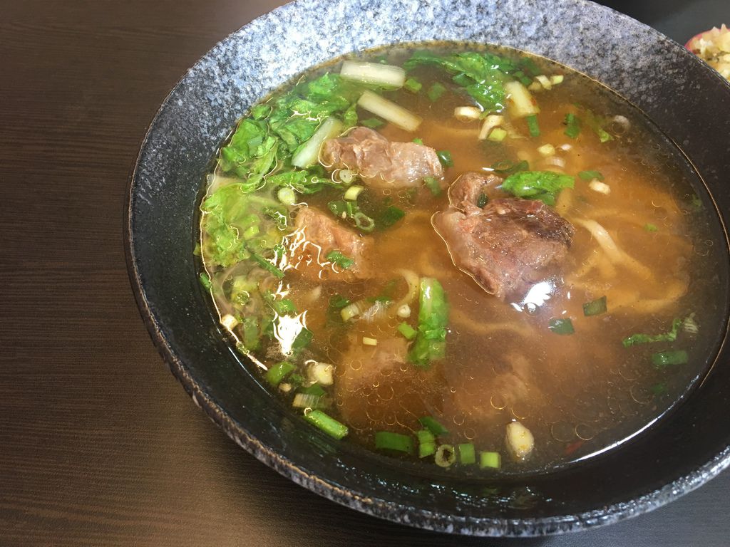 屏東。張家川味牛肉麵 IMG_8992.JPG