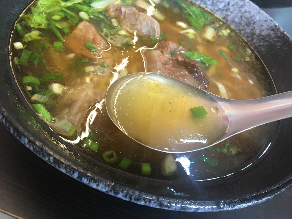 屏東。張家川味牛肉麵 IMG_8993.JPG