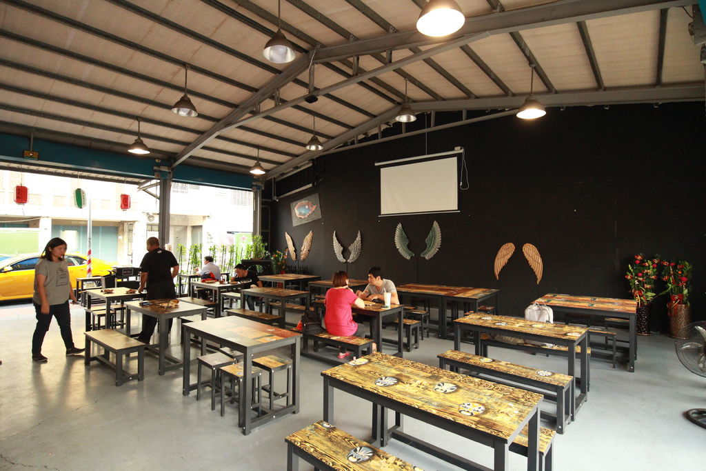 高雄。老黑狗黑輪 IMG_4361.JPG