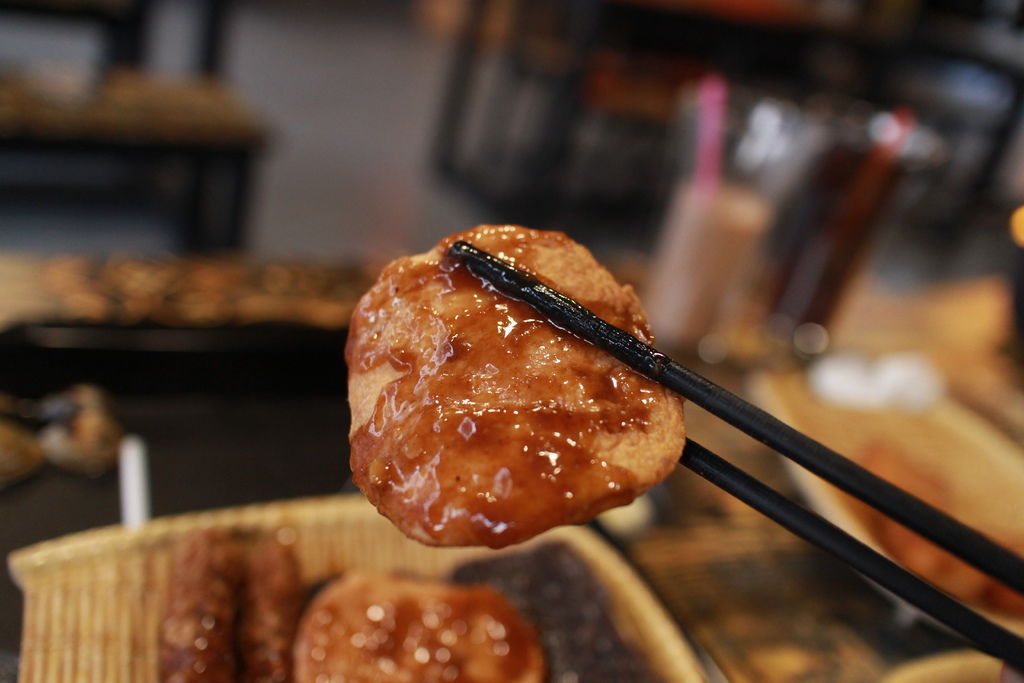 高雄。老黑狗黑輪 IMG_4474.JPG