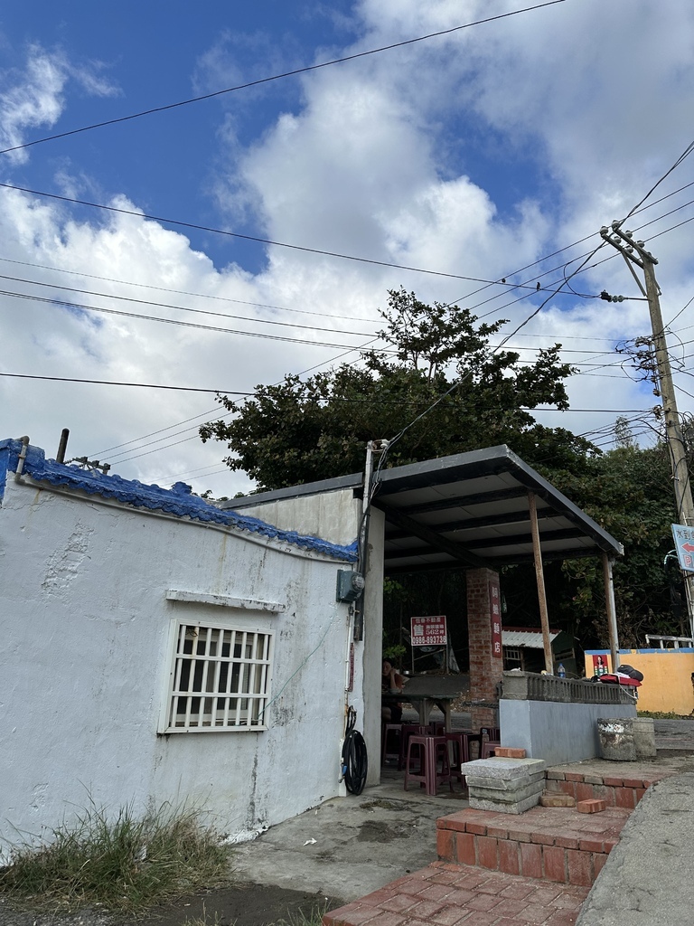 【美食】屏東。恆春阿嬤麵店,萬里桐海景第一排麵店