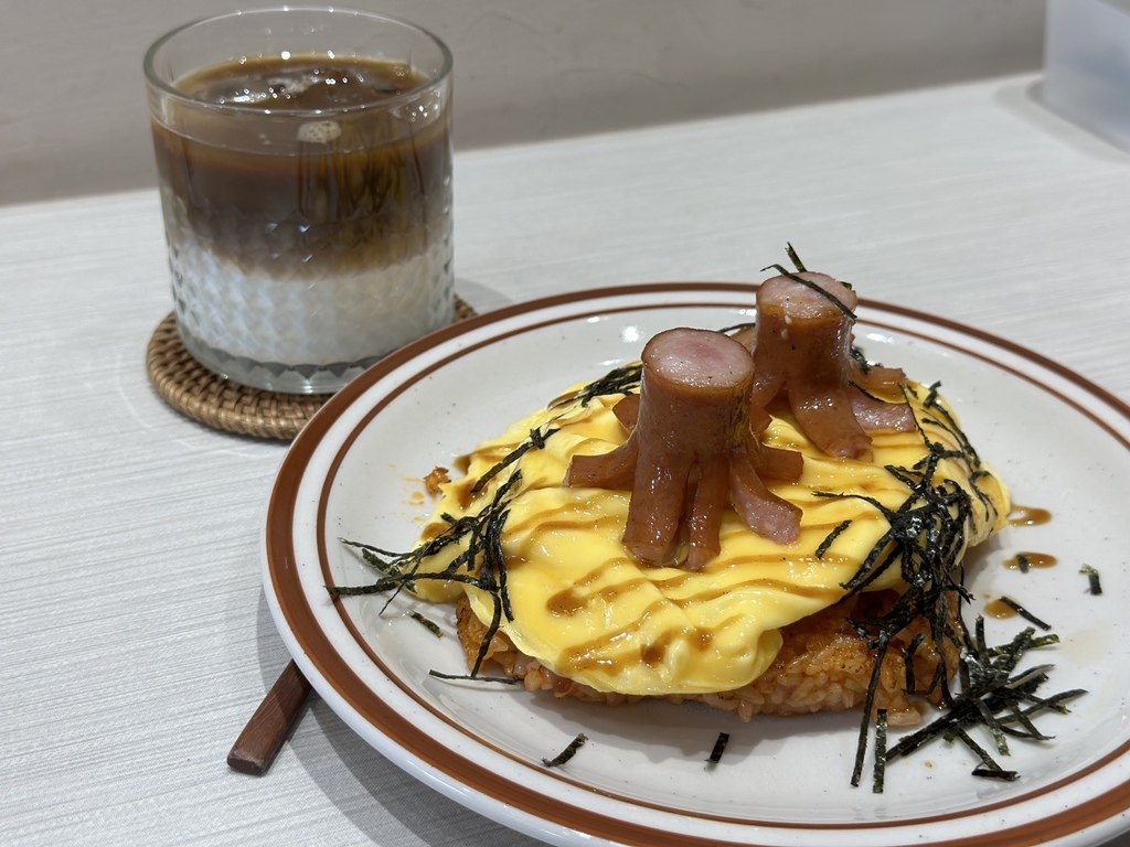 【美食】台南。大丸家，假扮甜甜圈的美味咖哩飯