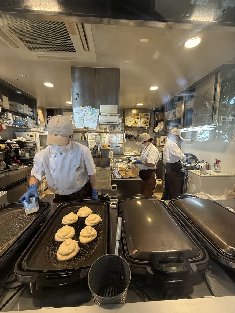 【遊記】日本。2024.10沖繩,第1天,小港機場出發,自駕 【遊記】日本。2024.10沖繩,第1天,小港機場出發,自駕