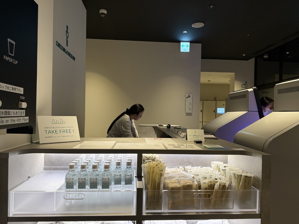 【遊記】日本。2024.10沖繩,第1天,小港機場出發,自駕 【遊記】日本。2024.10沖繩,第1天,小港機場出發,自駕