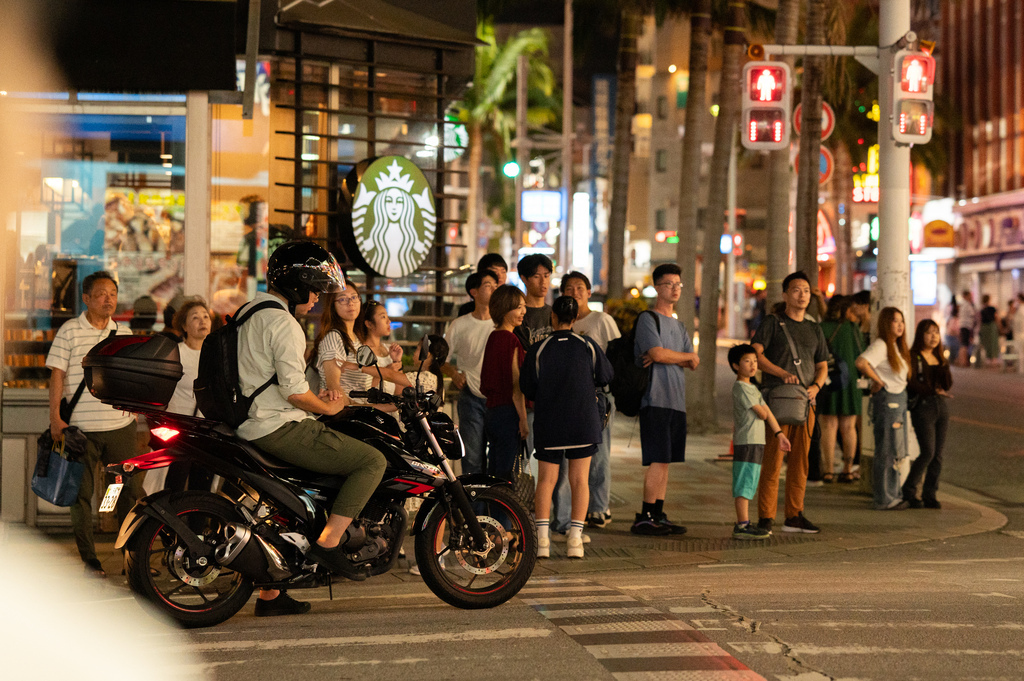 【遊記】日本。2024.10沖繩,第1天,小港機場出發,自駕 【遊記】日本。2024.10沖繩,第1天,小港機場出發,自駕