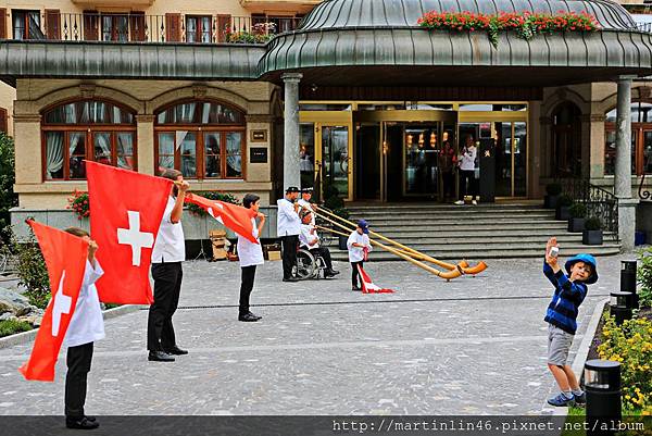 1L2A1593.jpg 1L2A1593.jpg