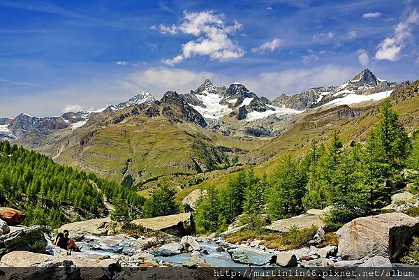 1L2A1009A.jpg 1L2A1009A.jpg