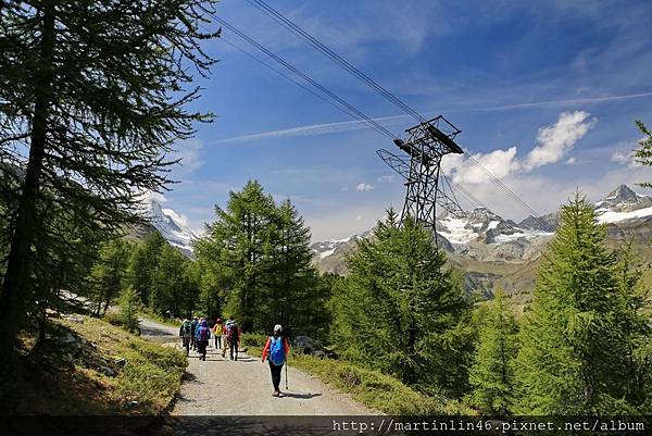 1L2A1017.jpg 1L2A1017.jpg