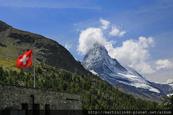 1L2A1065.jpg 1L2A1065.jpg