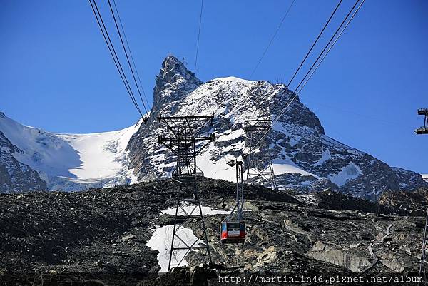 1L2A1301.jpg 1L2A1301.jpg