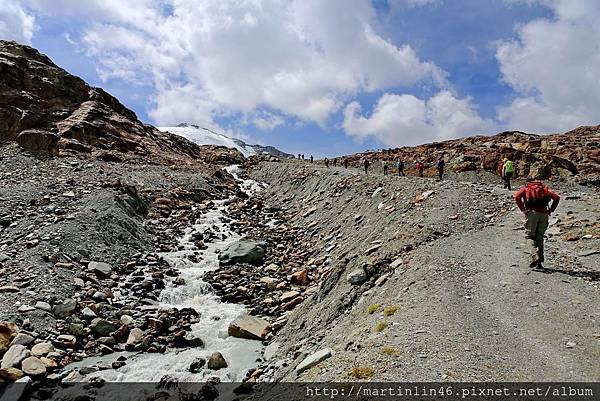 1L2A1442A.jpg 1L2A1442A.jpg