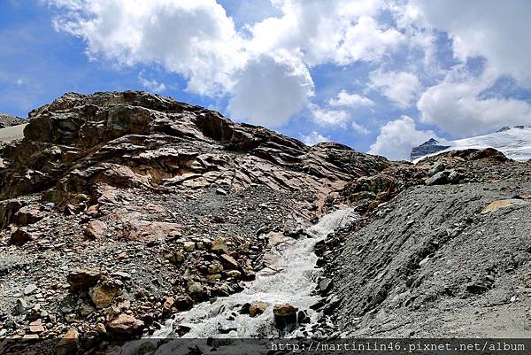 1L2A1446.jpg 1L2A1446.jpg