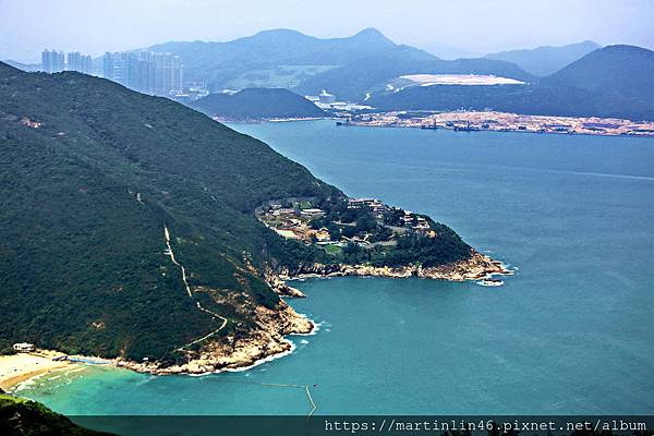 1L2A0403.jpg 1L2A0403.jpg