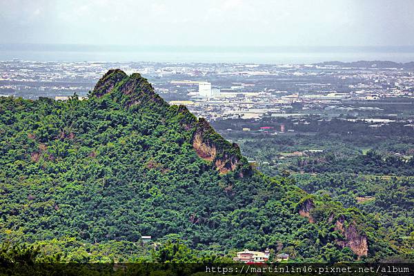 1L2A2326.jpg 1L2A2326.jpg