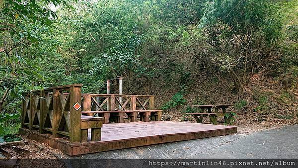 DSC_0084_2.JPG DSC_0084_2.JPG