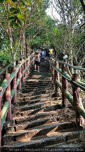 DSC_0101_2.JPG DSC_0101_2.JPG