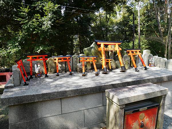 京都自由行 伏見稻荷大社千鳥居散步 京都自由行 伏見稻荷大社千鳥居散步