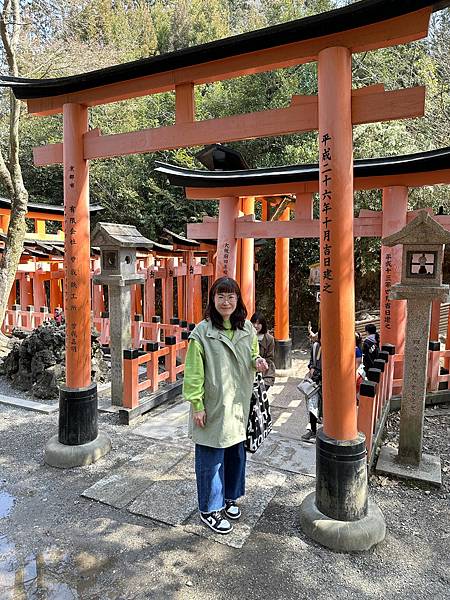 京都自由行 伏見稻荷大社千鳥居散步 京都自由行 伏見稻荷大社千鳥居散步