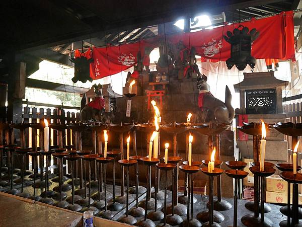 京都自由行 伏見稻荷大社千鳥居散步 京都自由行 伏見稻荷大社千鳥居散步