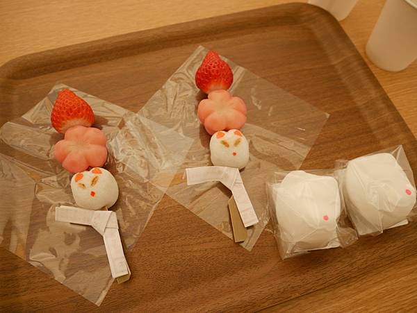 京都自由行 伏見稻荷大社千鳥居散步 京都自由行 伏見稻荷大社千鳥居散步