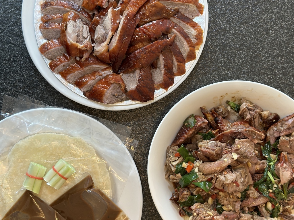 中正 邱記烤鴨 一鴨二吃 中正橋附近 CP值高的人氣烤鴨外帶