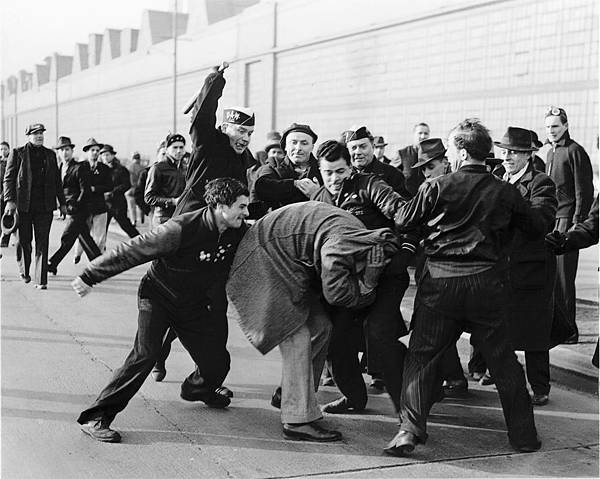 1942-THE PICKET LINE-罷工糾察線-Milton Brooks