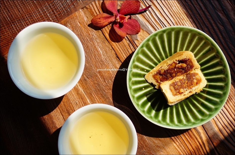 42阿里山鐵觀音 鳳梨酥 42阿里山鐵觀音 鳳梨酥