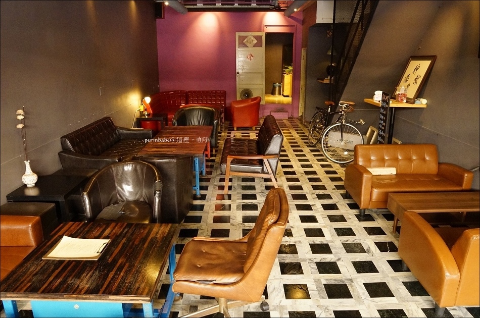 9店内2