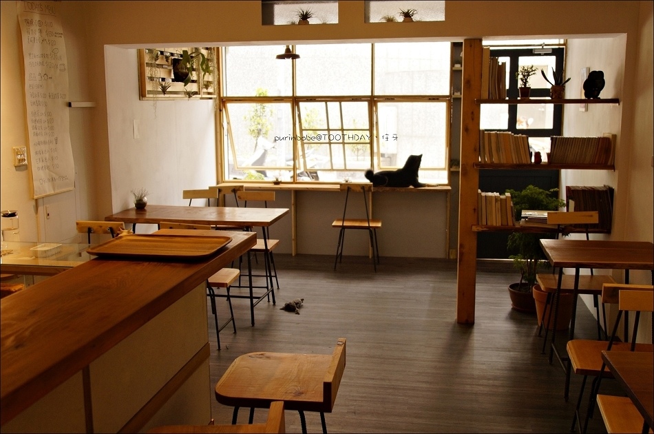 8店内4