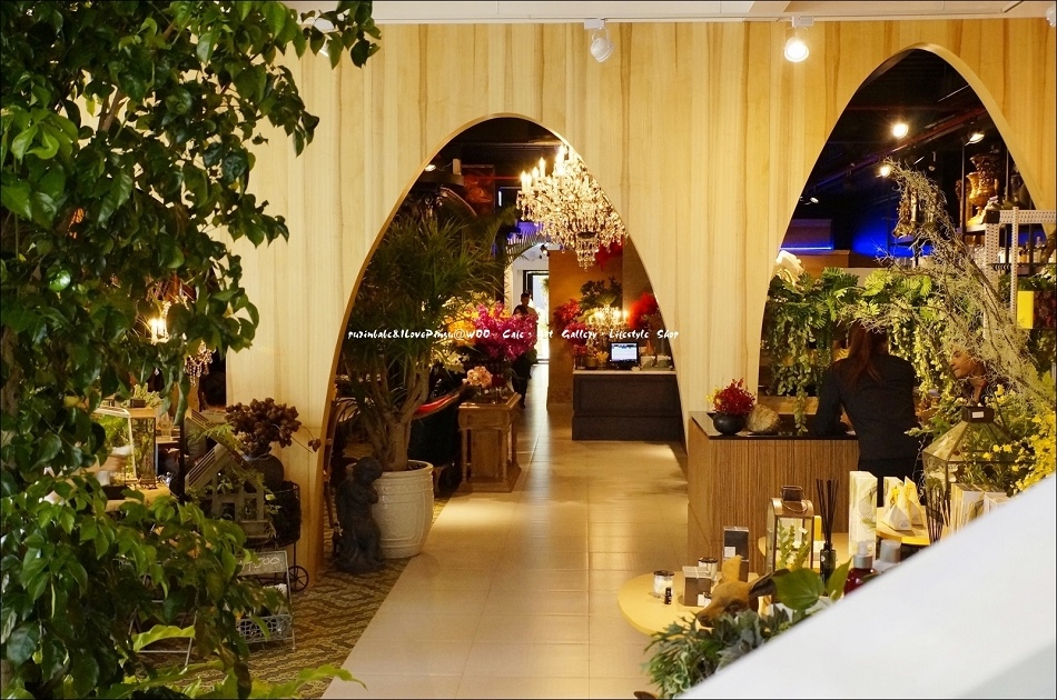 7望進店內 7望進店內