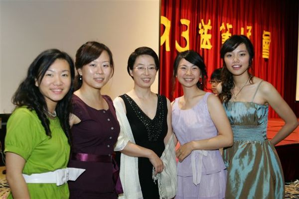與曹老師合影