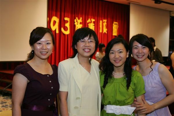 與鄭主任合影