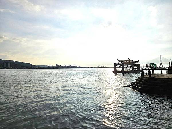 2025.9.13搭船抵淡水老街 🏡 金色水岸浪漫行 🌹 金