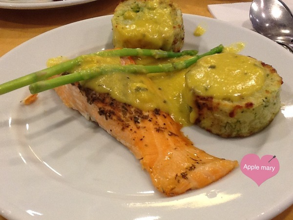IKEA 宜家家居餐廳(高雄店):<高雄>IKEA~宜家家居餐廳 ~特殊的用餐方式>用推車拿食才 IKEA 宜家家居餐廳(高雄店):<高雄>IKEA~宜家家居餐廳 ~特殊的用餐方式>用推車拿食才