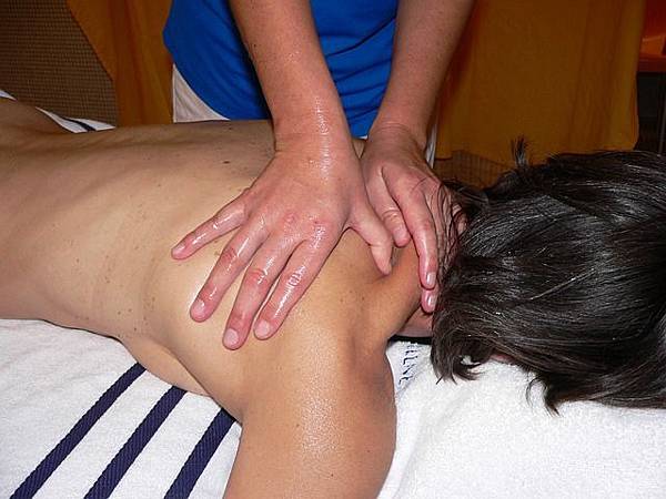 classic-massage-740214_640.jpg