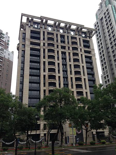 國家美術館、信義計劃區、國美建設